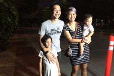 Ernest Prakasa Pilih...