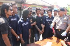 Empat Begal Sadis di...