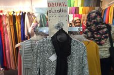 Elhijab Tampilkan Hijab...