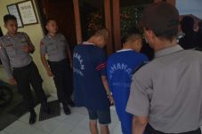 Diajak Jalan ke Pantai,...