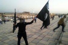 Media Irak: ISIS Potong...
