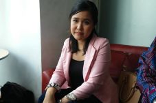 Jessica Jalani Tes Kehamilan,...