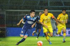Menang Kelas, Arema...