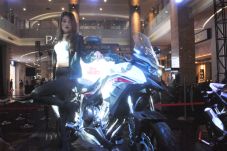 Honda Keluarkan CB 500X...