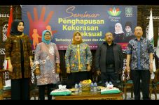 Perempuan Bangsa Dukung...
