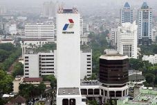 Pertamina Bukukan Laba...