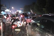 Pengawalan Liar Marak,...