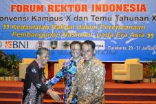 Pemerintah Akan Rekrut...