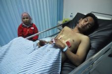 Gempa, Tubuh Pemuda...