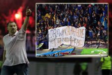 Bobotoh Tuntut Mundur,...