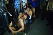 Kemaluan Ditusuk Kayu,...