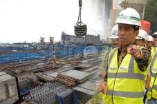 Jokowi: 88 Proyek Infrastruktur...