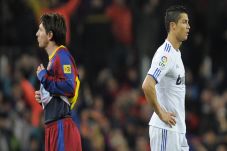 Lionel Messi Kalahkan...