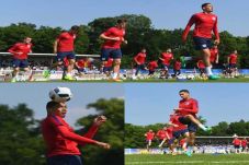 Lutut Smalling Bermasalah,...