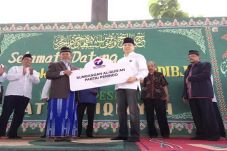 Sambangi Ponpes Nur...