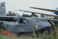 Pesawat TNI AL Tergelincir...