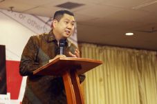 Perbesar Basis Pembayar...