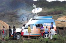 BRIsat Perkuat Layanan...
