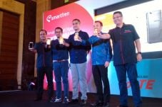 Lenovo Vibe K5 Plus...