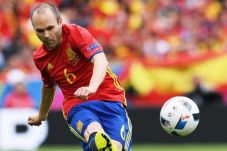 Bantu Spanyol Kalahkan...