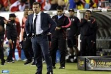 RESMI: Brasil Pecat...