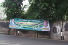 Spanduk Saefullah dan...