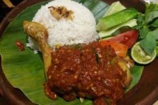 The Peoples Cafe Perkenalkan...