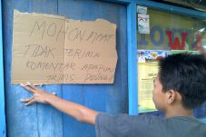 Usai Terima Duit Ratusan...