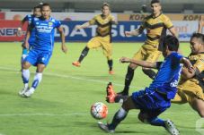 Persib Bandung Paksa...