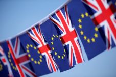 Brexit Bisa Sebabkan...