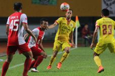 Kian Terpuruk, PSM Terus...