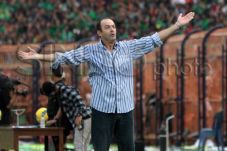 Pelatih Persija Membisu...
