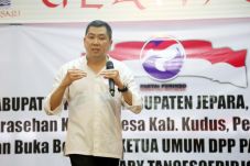 Perindo Bertekad Jadi...