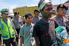 Imigrasi: 43 Warga Sri...