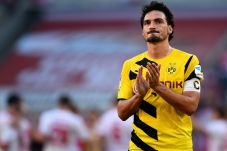 Ini Alasan Hummels Tolak...