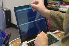 Diintai Hacker, Webcam...