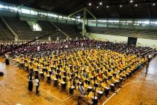 Ribuan Mahasiswa Serbu...