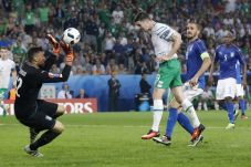 Lawan Spanyol, Italia...