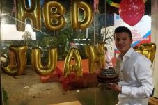 Usia 27 Tahun, Juan...