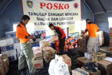 Bantuan untuk Korban...