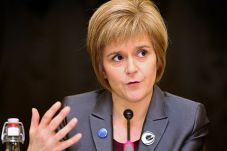 Sturgeon: Parlemen Skotlandia...
