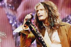 Bubar, Aerosmith Buat...