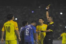 Persib Kecolongan di...