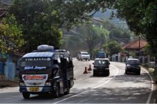 Kendaraan Meningkat,...