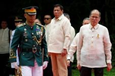 Dilantik, Presiden Filipina...
