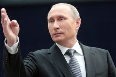 Putin: Rusia Tak Tertarik...