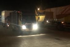 Truk Non-Sembako Nekat...