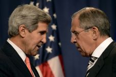 Lewat Telepon, Lavrov-Kerry...