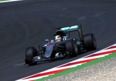 Lewis Hamilton Start...