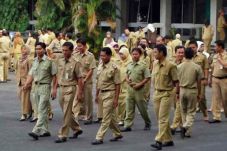 PNS Dilarang Ambil Cuti...